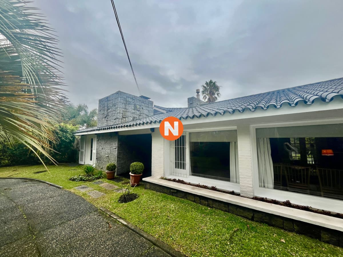 Casa en Venta, Mansa, Punta del Este, 3 Dormitorios.