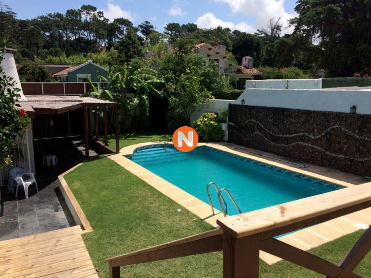 Amplia casa en San Rafael Alquiler