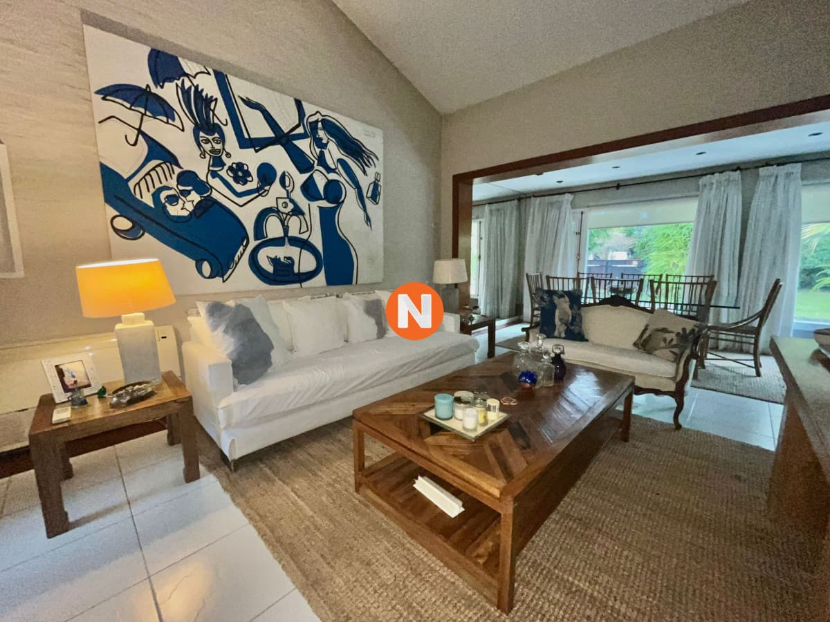 Casa en Venta, Mansa, Punta del Este, 3 Dormitorios.