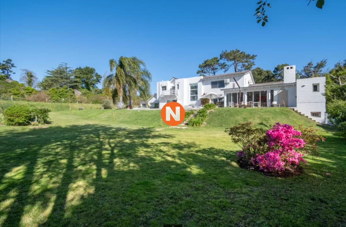 Casa en Venta en la Brava de 5 dormitorios