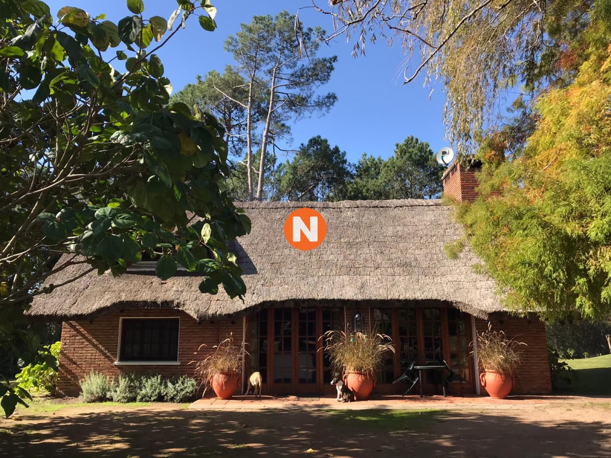 Casa en Venta, Golf, Punta del Este, 4 Dormitorios.
