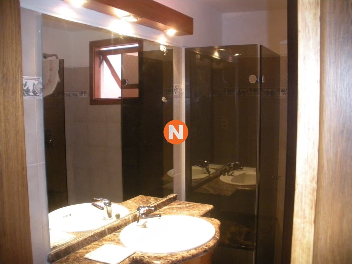 Expectacular Casa en Punta del este - Mansa de 3 Dormitorios