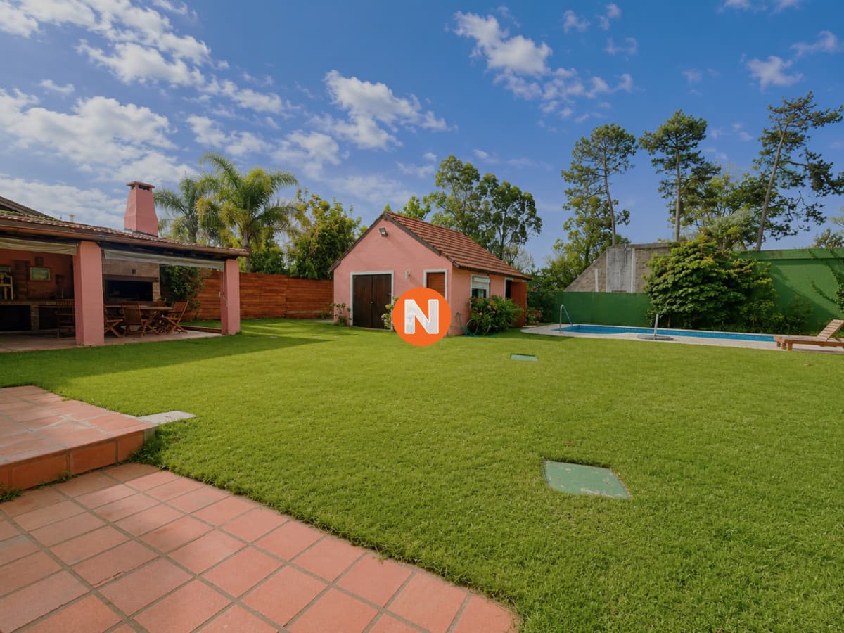 Casa en Alquiler, Pinares, Punta del Este, 4 Dormitorios.