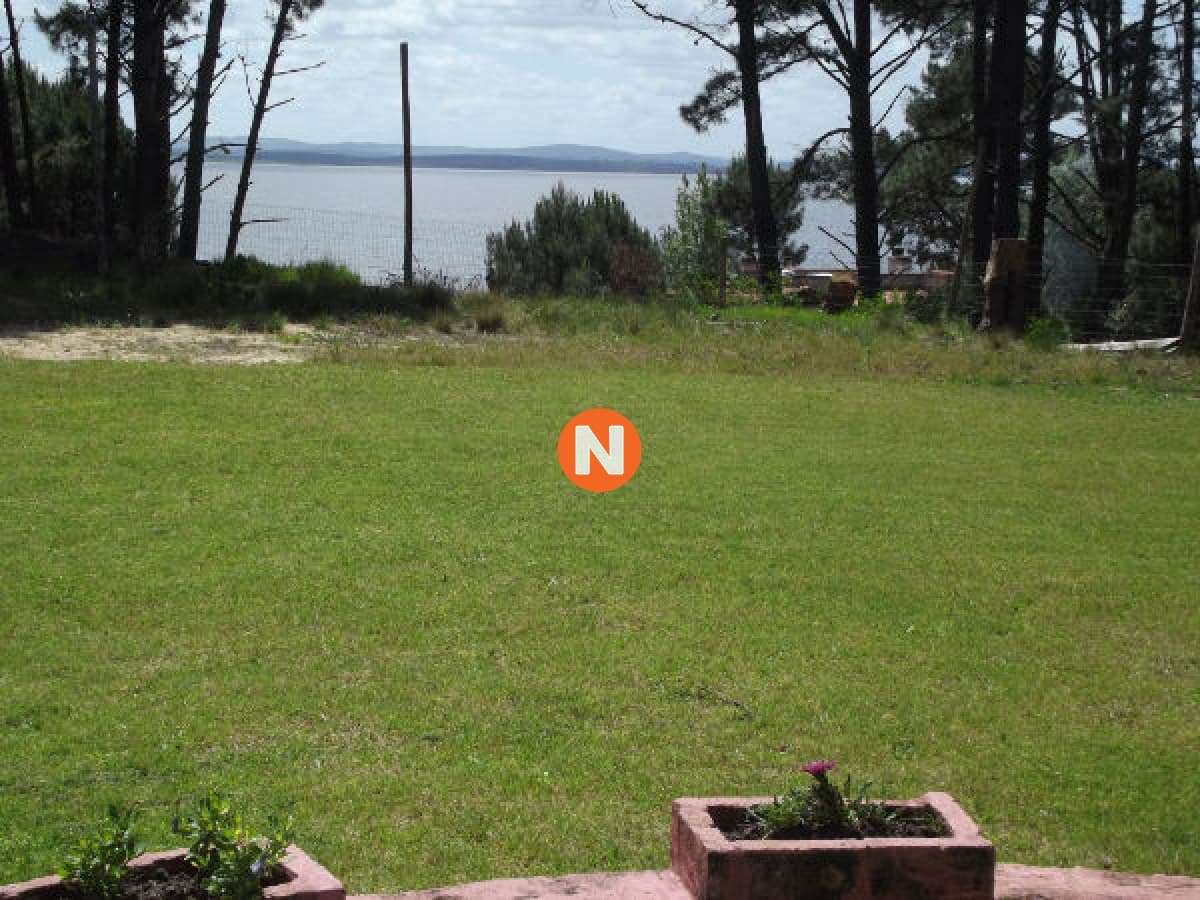 Casa en Venta y Alquiler, Club del Lago, Punta Ballena, 4 Do ...