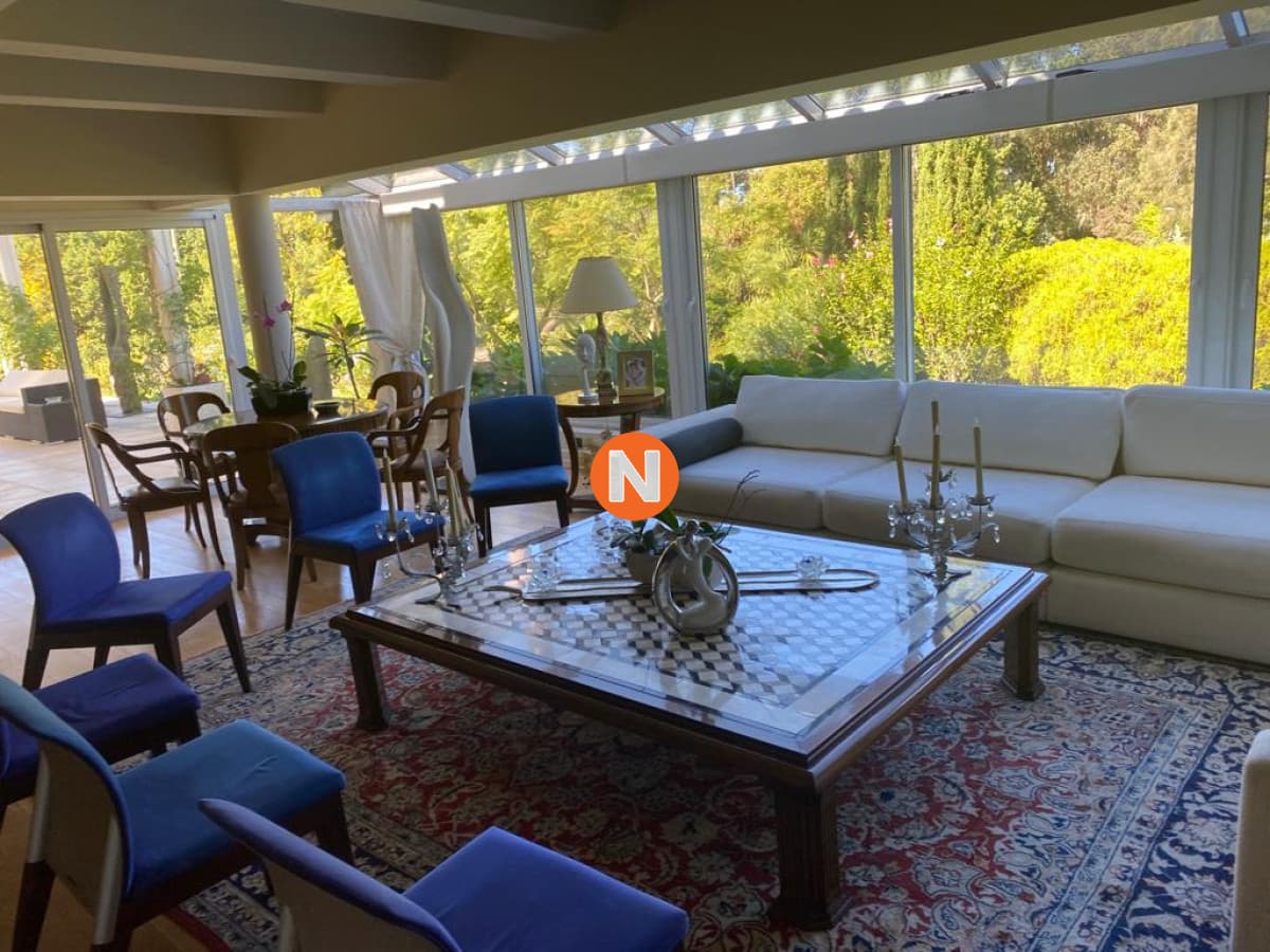 Casa para alquilar de 5 dormitorios en Punta del Este