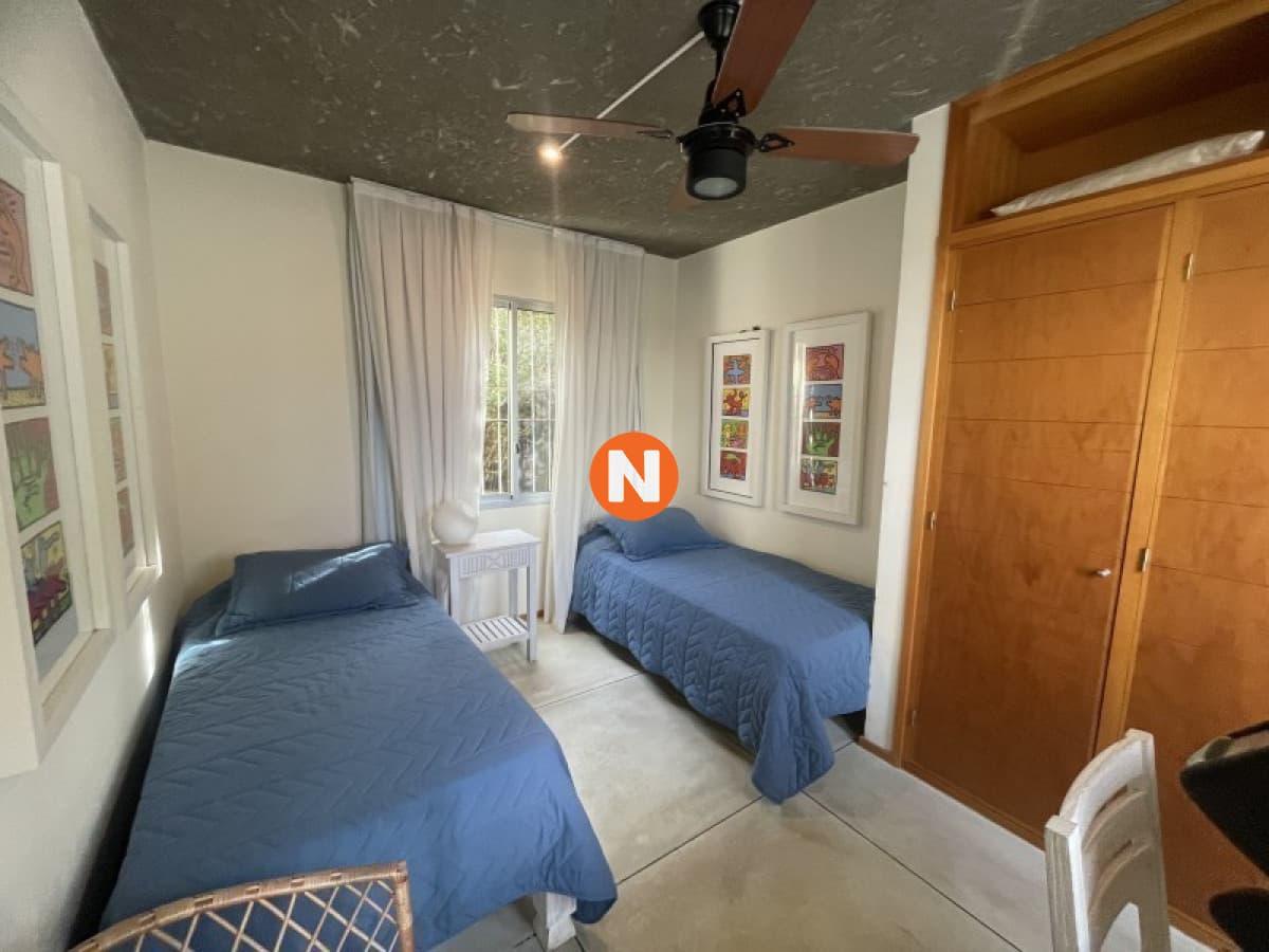 Casa en Venta, 5 dormitorios, La Barra
