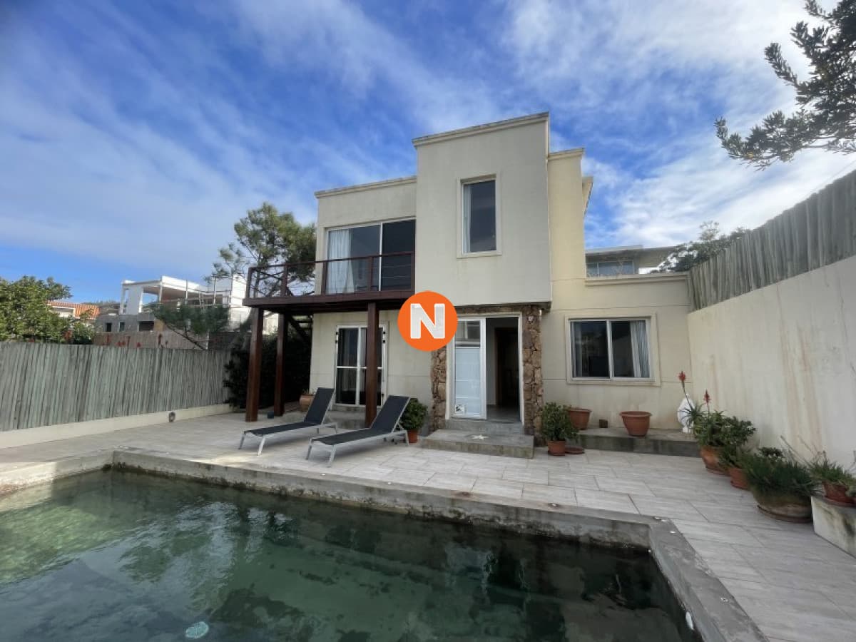 Casa en Venta, 5 dormitorios, La Barra