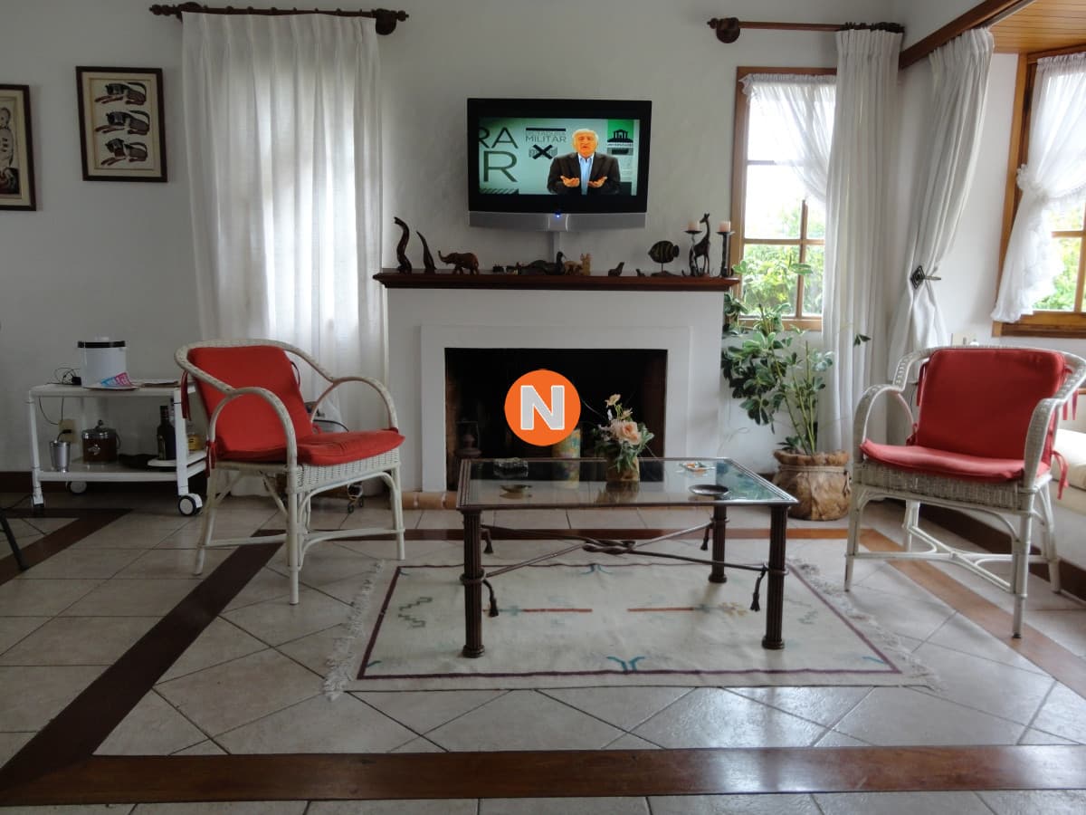 Expectacular Casa en Punta del este - Mansa de 3 Dormitorios
