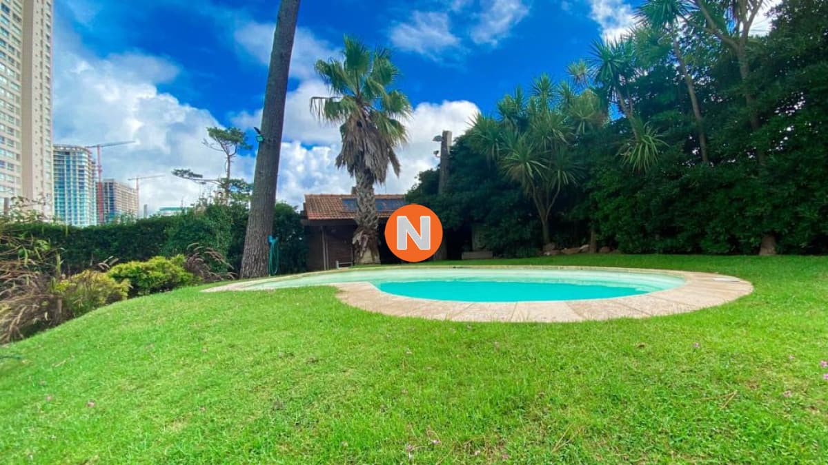 Casa en Venta y Alquiler, Mansa, Punta del Este, 4 Dormitori ...