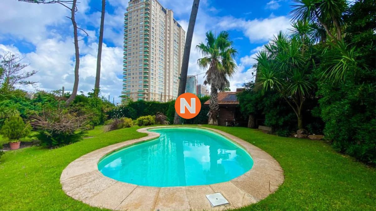 Casa en Venta y Alquiler, Mansa, Punta del Este, 4 Dormitori ...