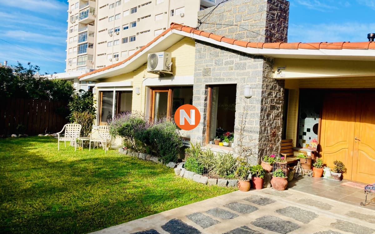 Casa en Venta, Mansa, Punta del Este, 3 Dormitorios.