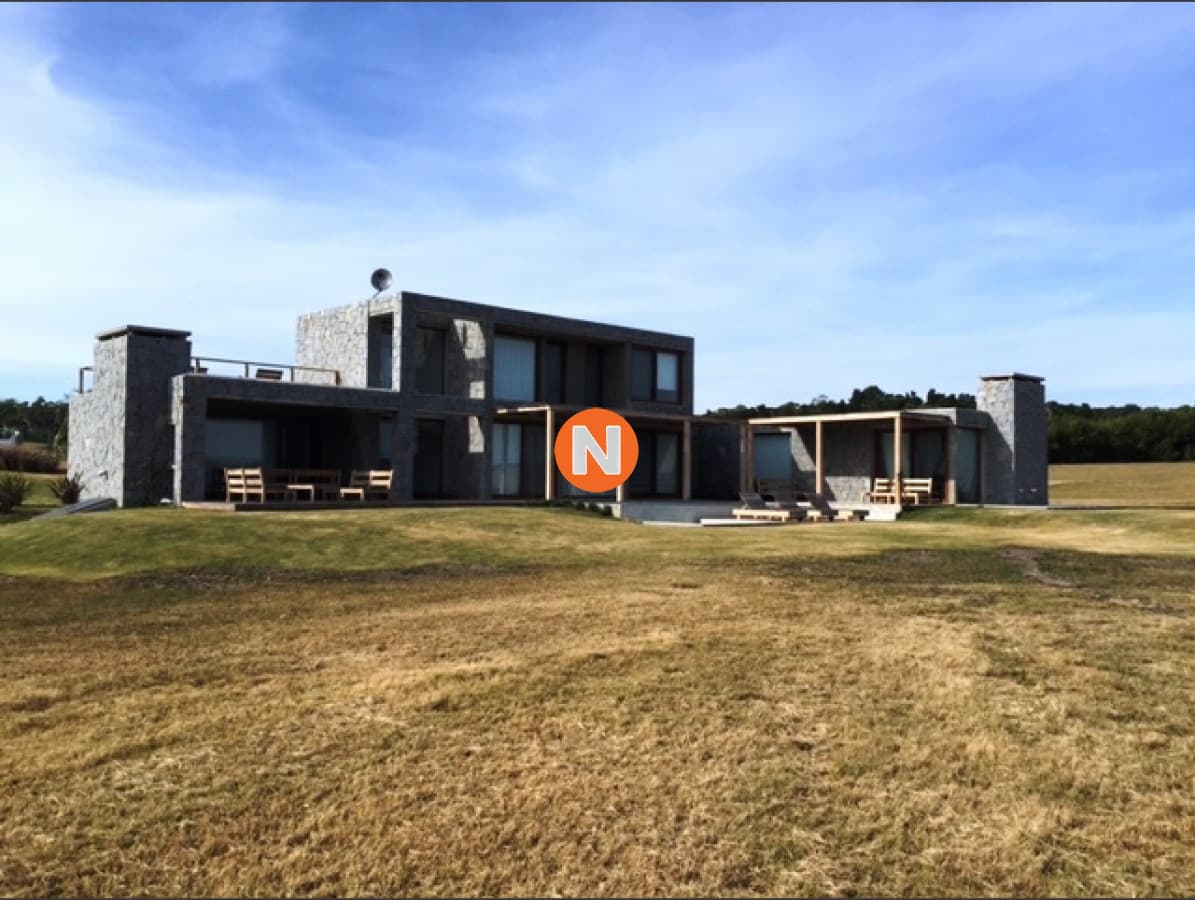 Casa en venta en Laguna States