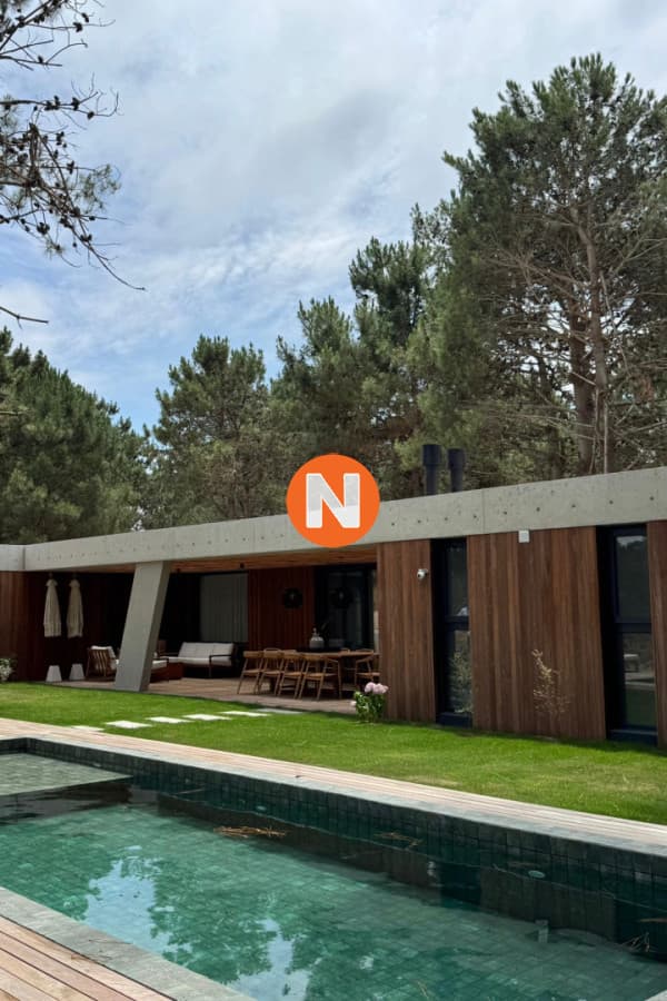 Exclusiva Casa en Laguna Escondida, A Estrenar