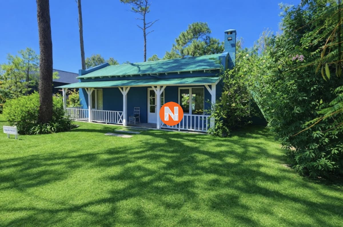 Casa en Altos de Montoya - Espacio y Comodidad