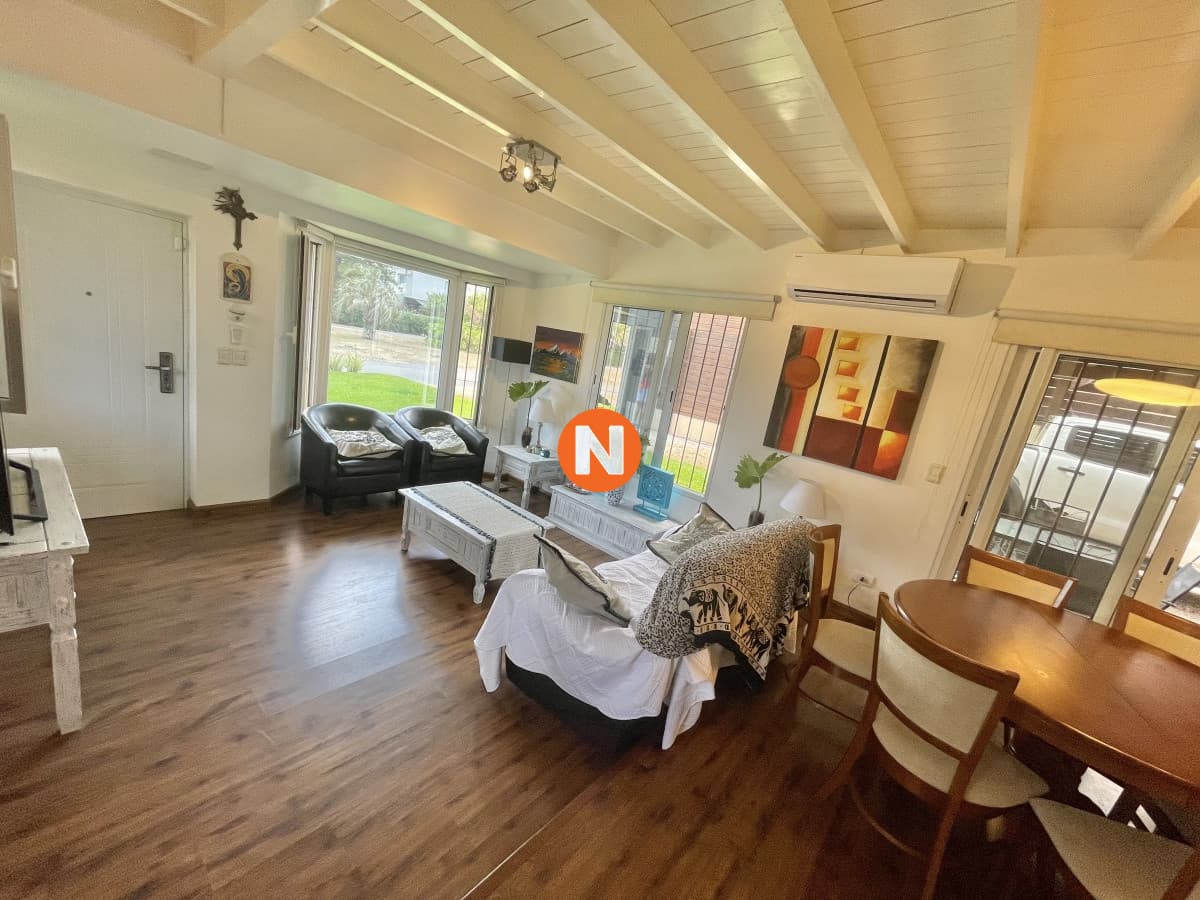 VENTA DE CASA D 4 DORMITORIOS EN MEJOR ZONA DE SOLANAS IDEAL ...