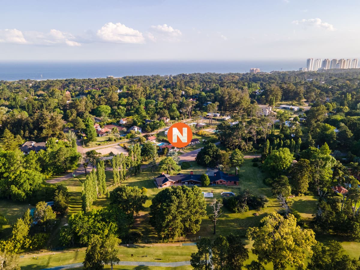 Venta de exclusiva casa en el Golf