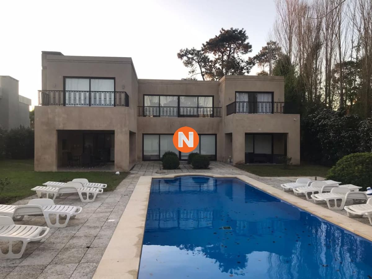 Espectacular Casa venta y alquiler de temporada