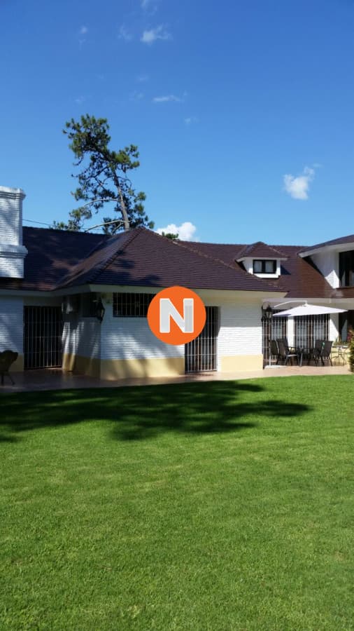 VENTA DE CASA DE 6 DORMOTORIOS EN BARRIO CANTEGRIL IDEAL PAR ...