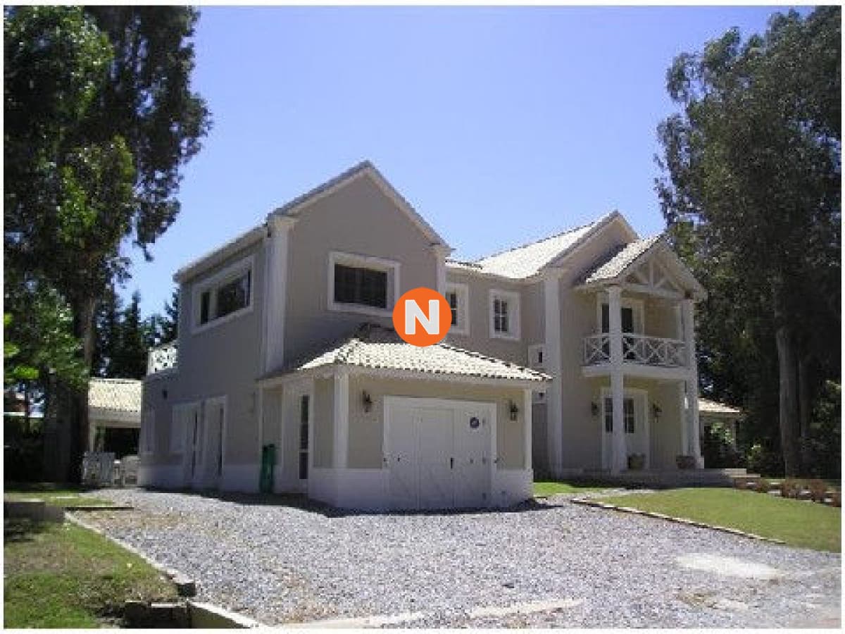 Casa en Venta, Manantiales, Manantiales, 4 Dormitorios.