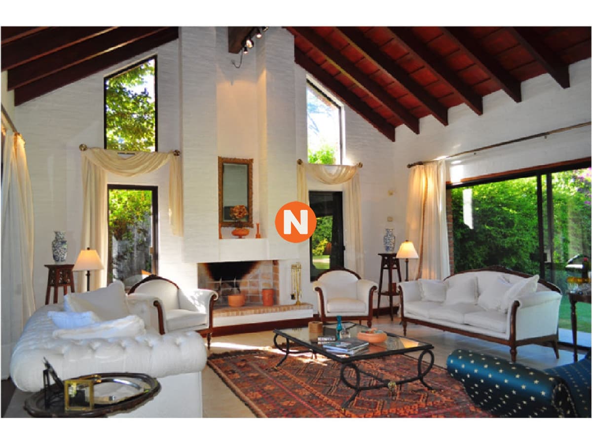 Casa en Venta y Alquiler, Golf, Punta del Este, 4 Dormitorio ...