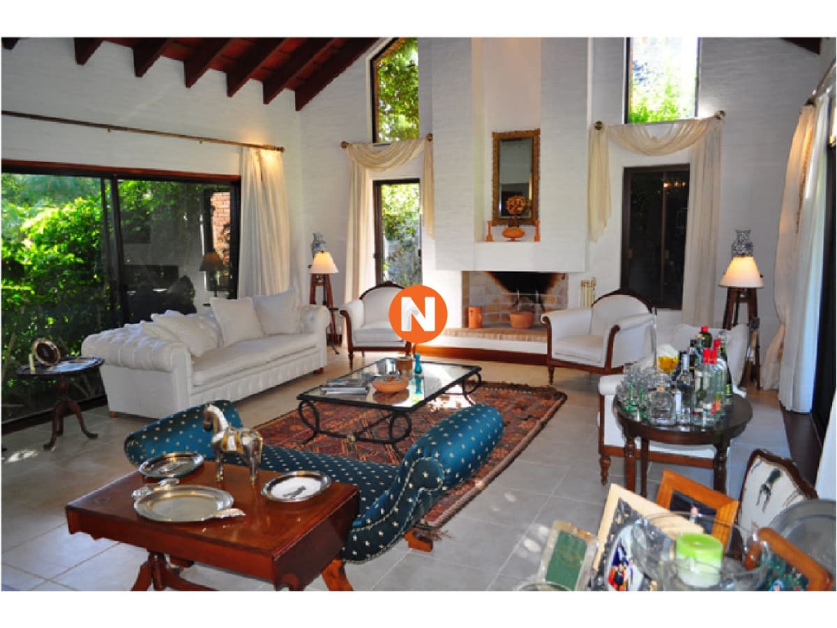 Casa en Venta y Alquiler, Golf, Punta del Este, 4 Dormitorio ...