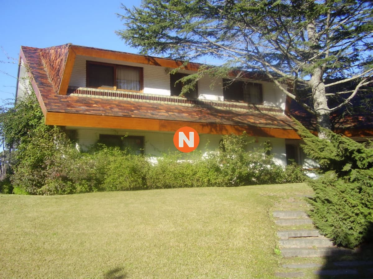 Casa en Venta y Alquiler, Lugano, Punta del Este, 4 Dormitor ...