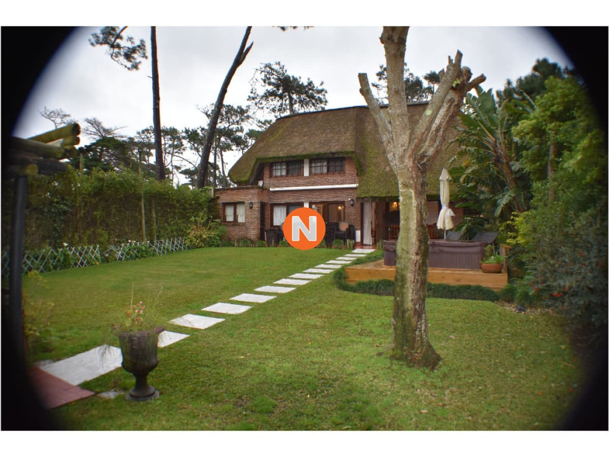 Casa en Venta y Alquiler, San Rafael, Punta del Este, 3 Dorm ...