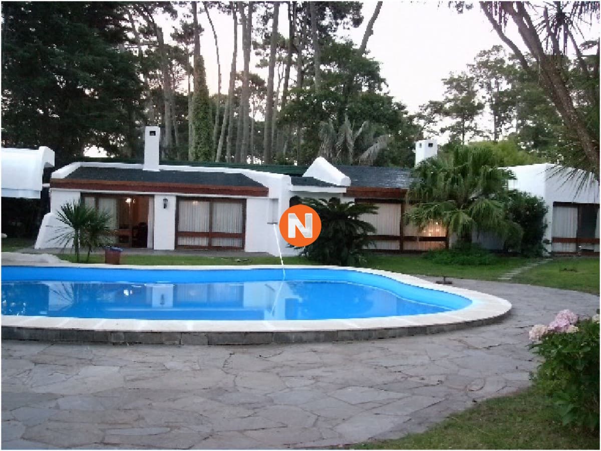 Casa en Venta y Alquiler, San Rafael, Punta del Este, 5 Dorm ...