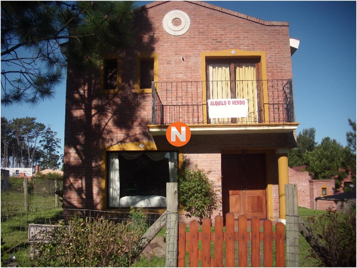 Casa en Venta, Pinares, Punta del Este, 3 Dormitorios.