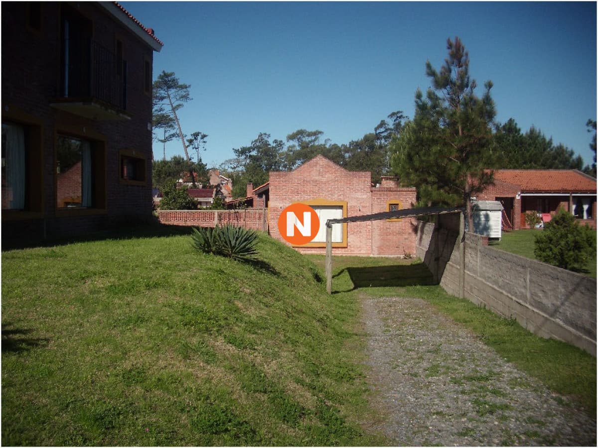 Casa en Venta, Pinares, Punta del Este, 3 Dormitorios.
