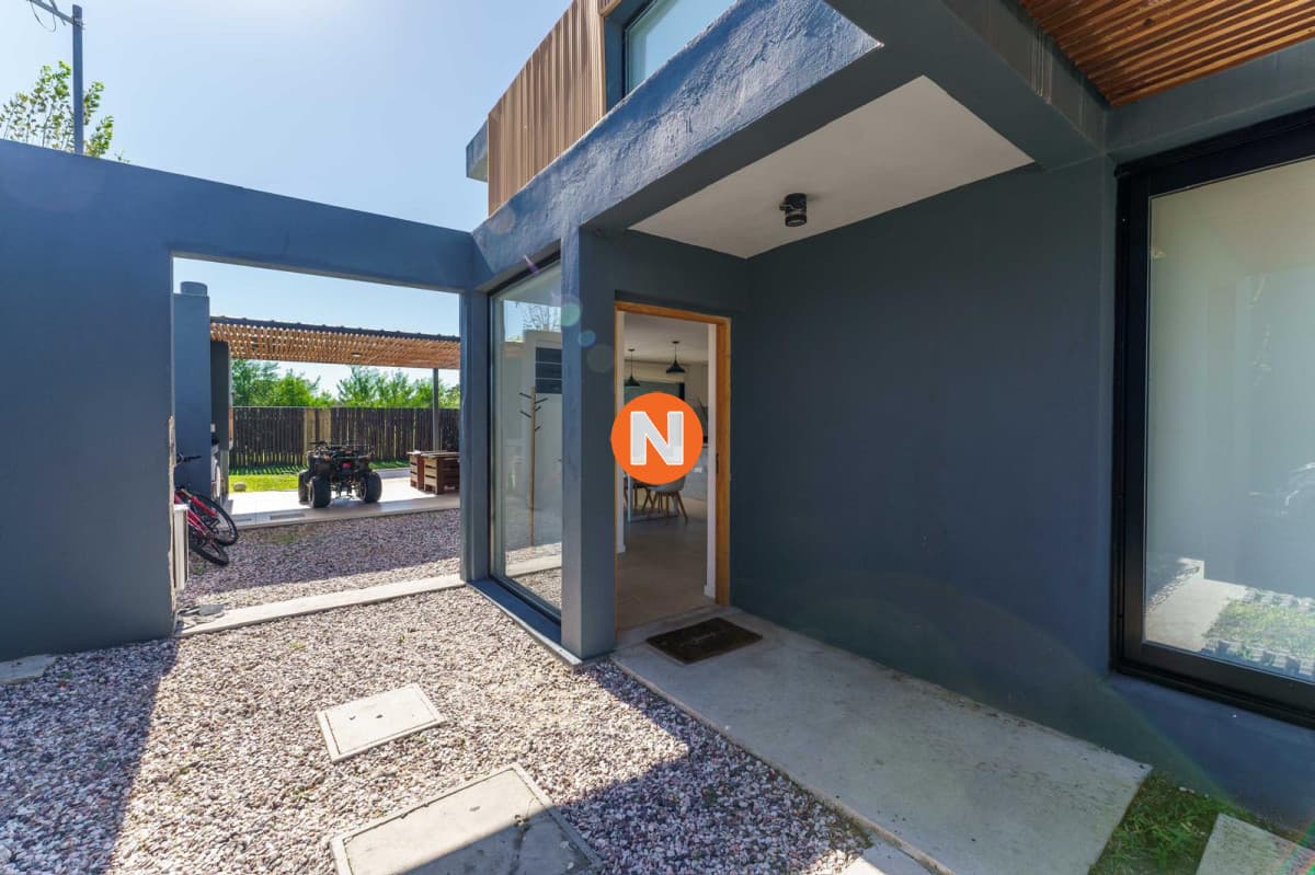 Venta de Casa 3 Dorm. 3 Baños en Punta Ballena, Maldonado