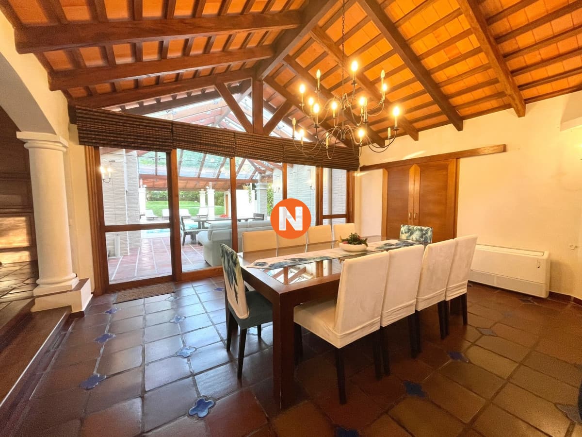 Muy linda casa en venta