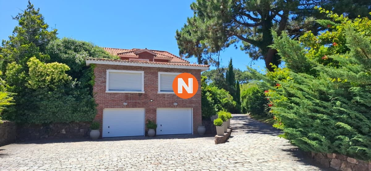 Casa en Alquiler, San Rafael, Punta del Este, 7 Dormitorios.