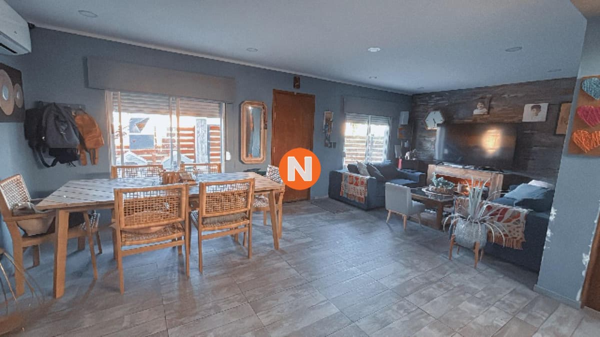 Venta de casa en Jardines de Acuario