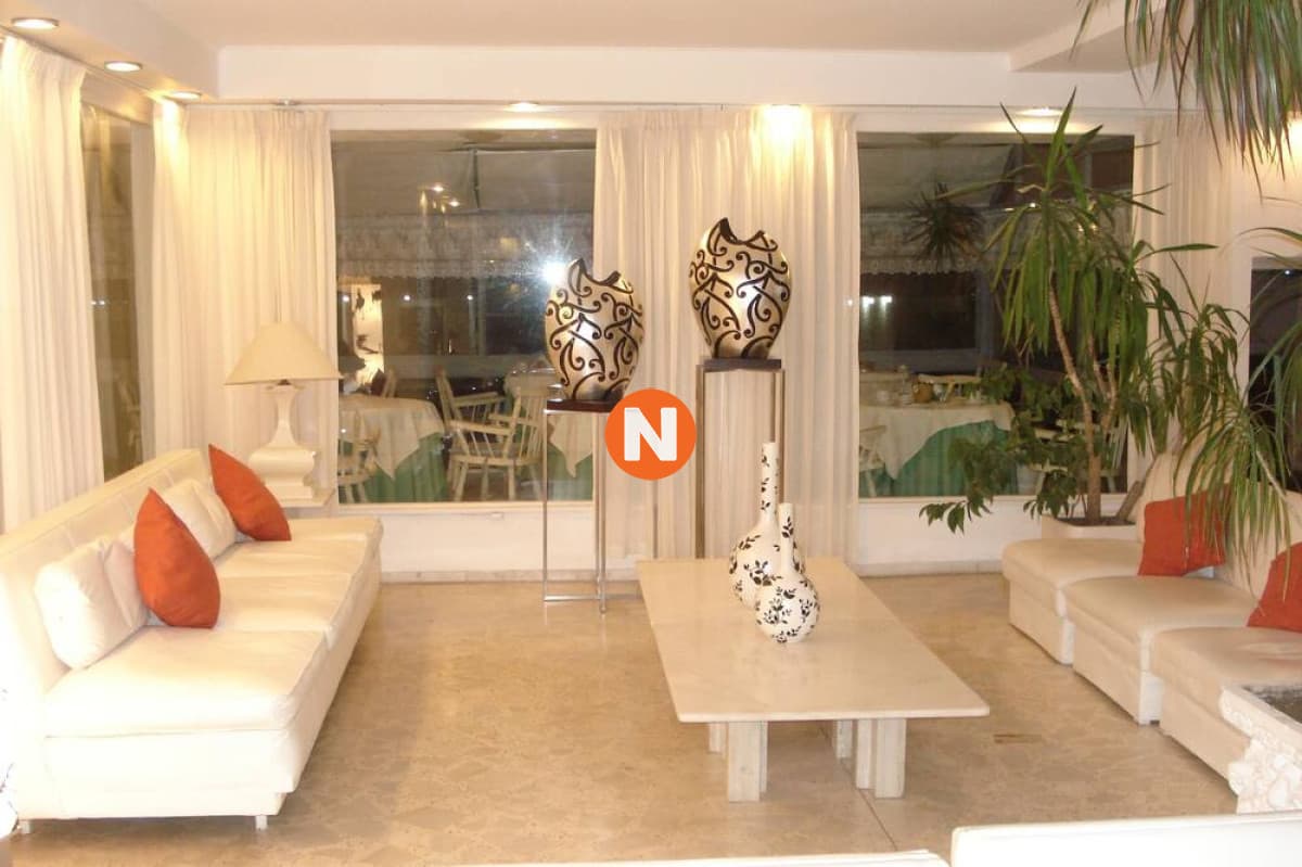 Hotel en Venta en Punta del Este