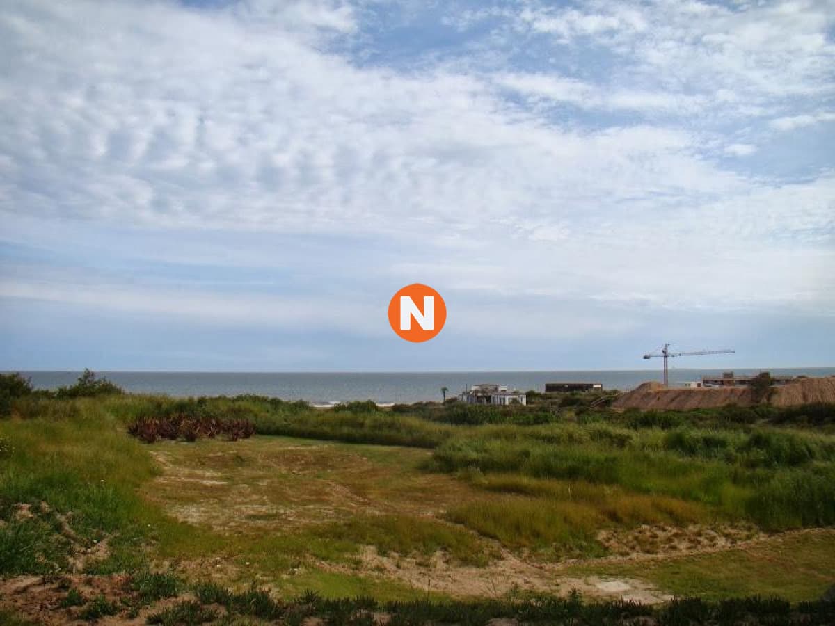 Local comercial sobre ruta 10, ubicación estratégica con v ...