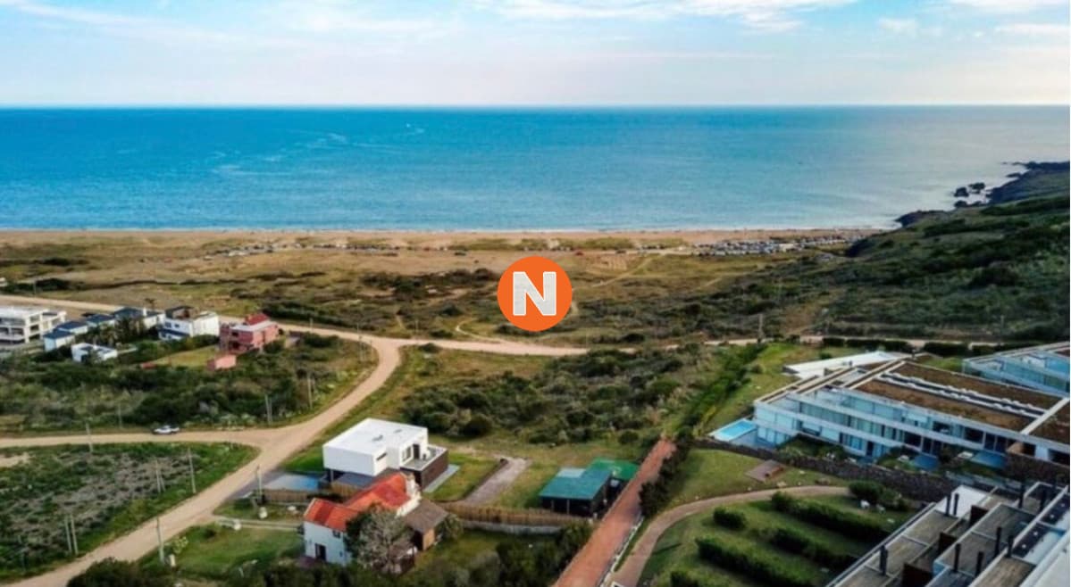 Terreno en venta en Punta Ballena!
