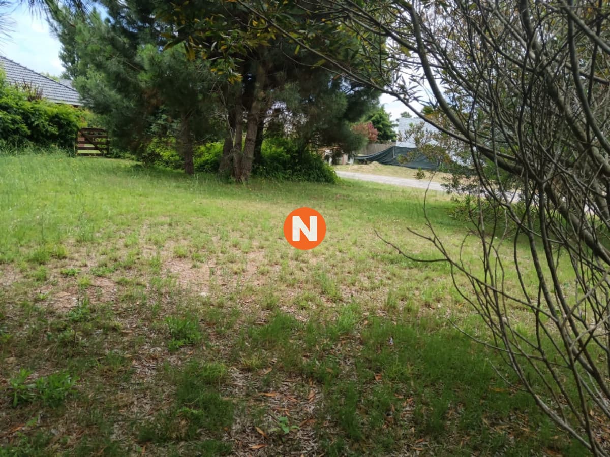 Lote de 813 m² en Barrio Privado La Residence, Punta del Es ...