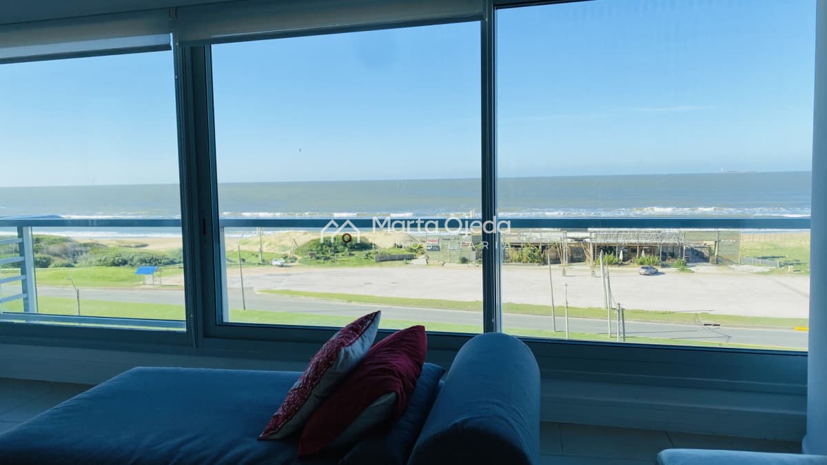 Apartamento ID.41600 - Exclusivo Apartamento de 2 dormitorios frente a Playa Brava Punta del Este