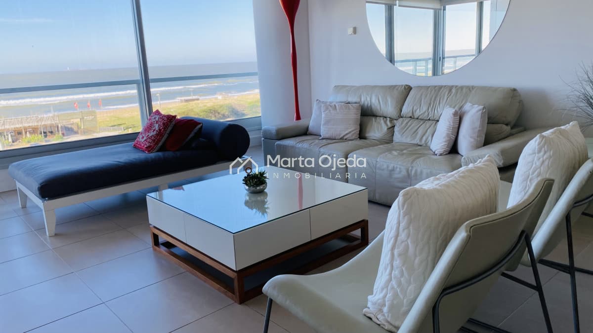 Apartamento ID.41600 - Exclusivo Apartamento de 2 dormitorios frente a Playa Brava Punta del Este