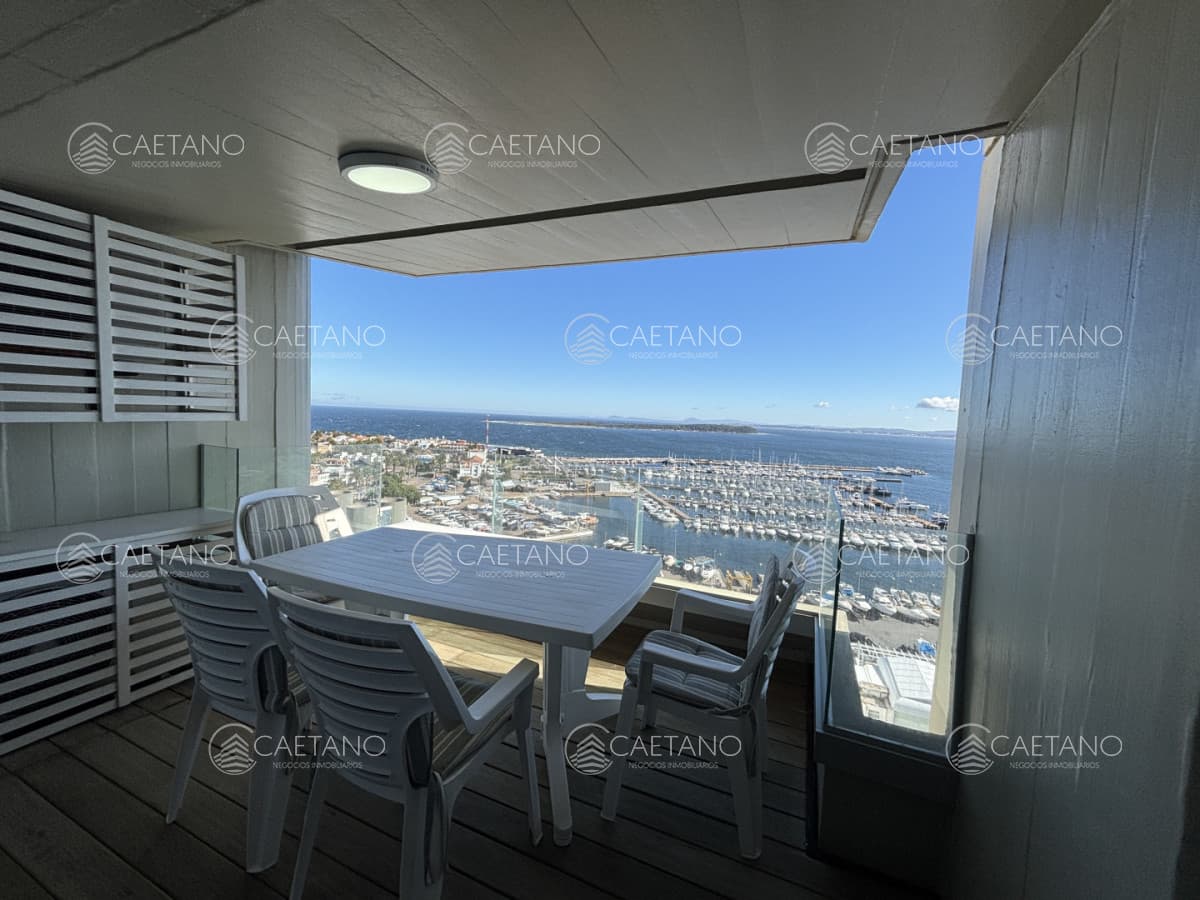 Apartamento en Venta, Peninsula, Punta del Este, 3 Dormitorios.