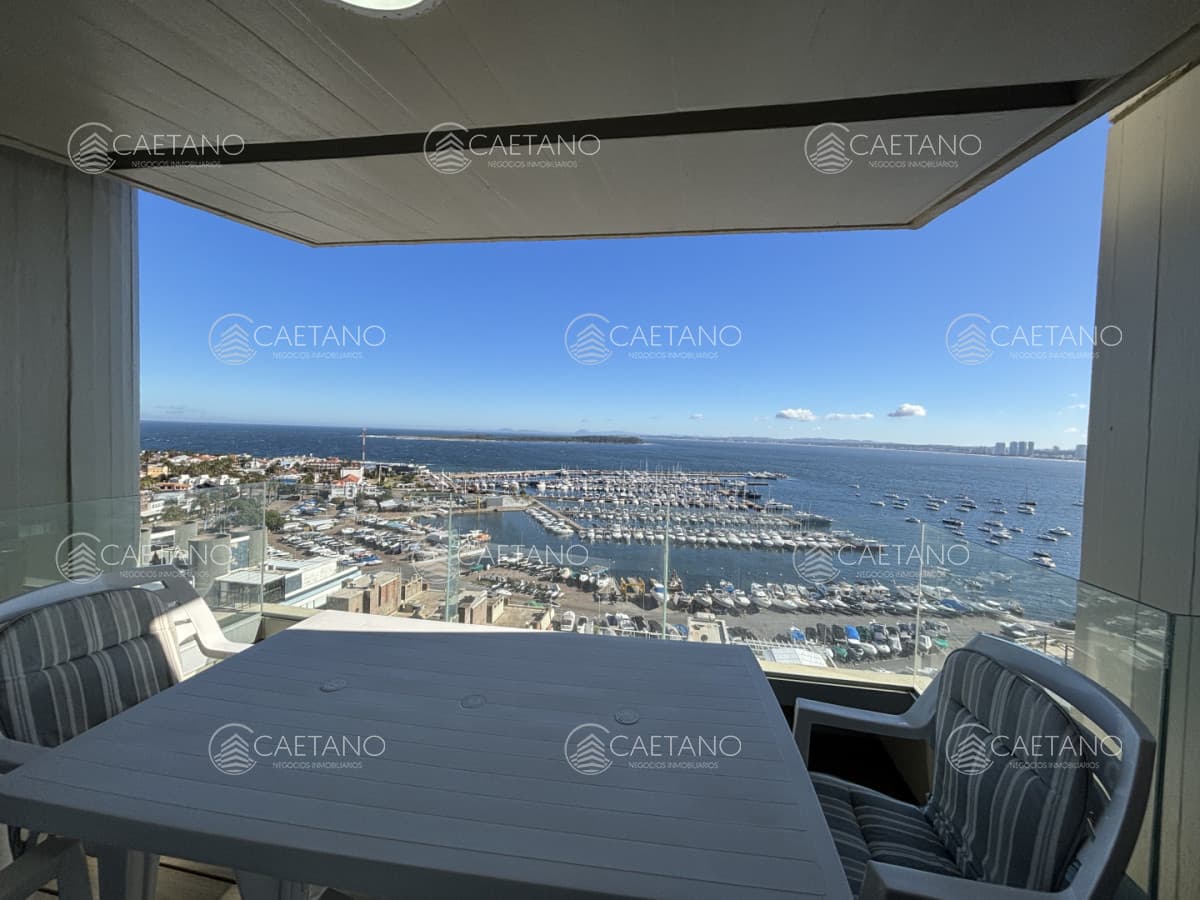 Apartamento en Venta, Peninsula, Punta del Este, 3 Dormitorios.