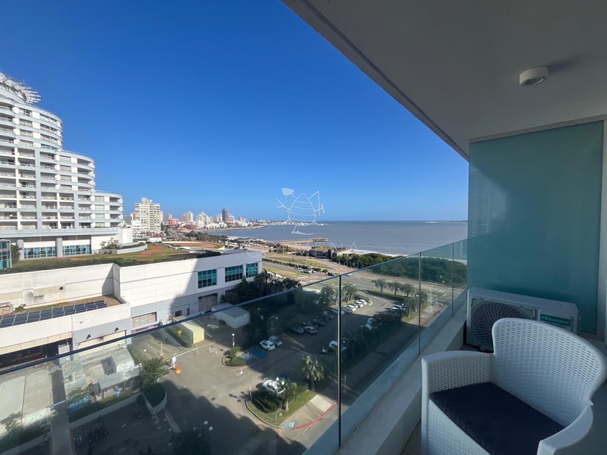 Apartamento en de 1 dormitorio Playa Mansa primera linea