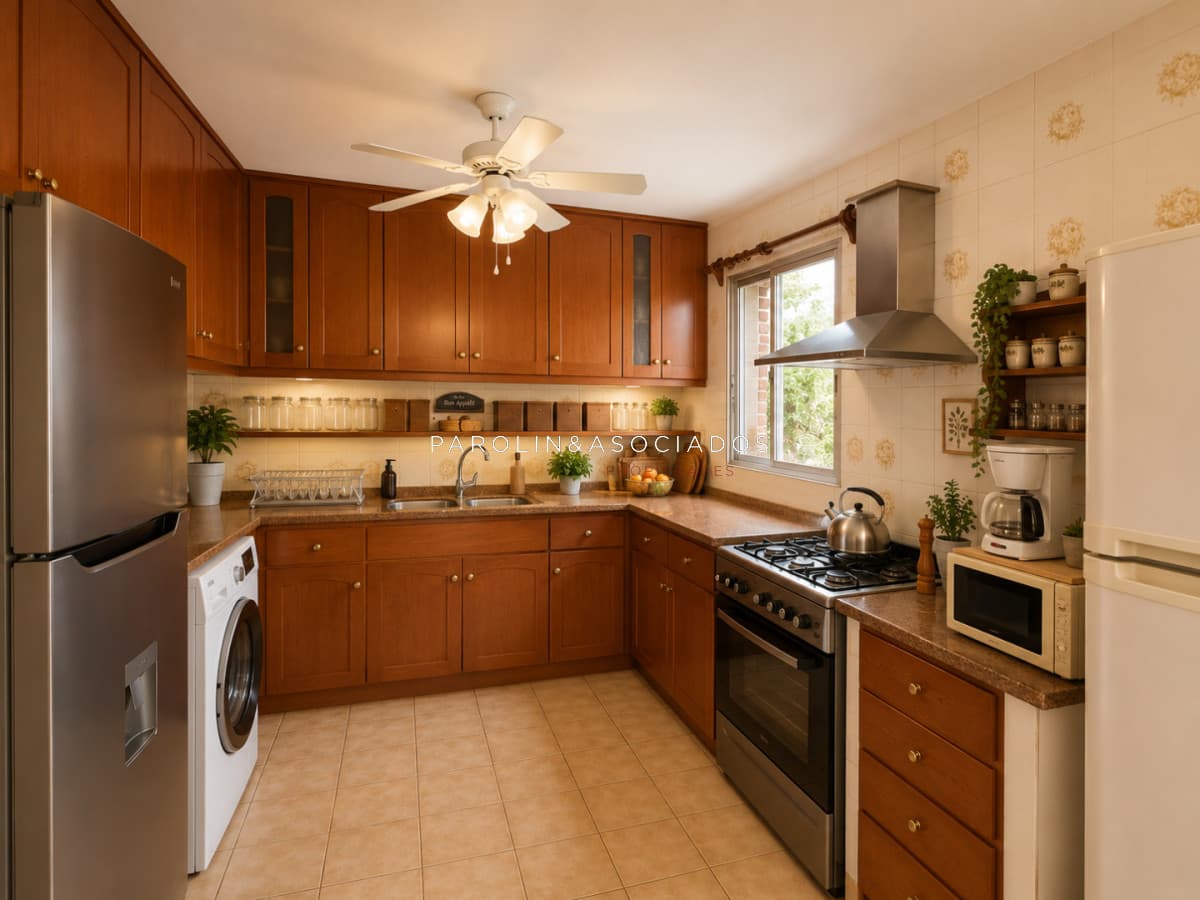 Casa de 4 dormitorios en venta en Mansa, Punta del Este.