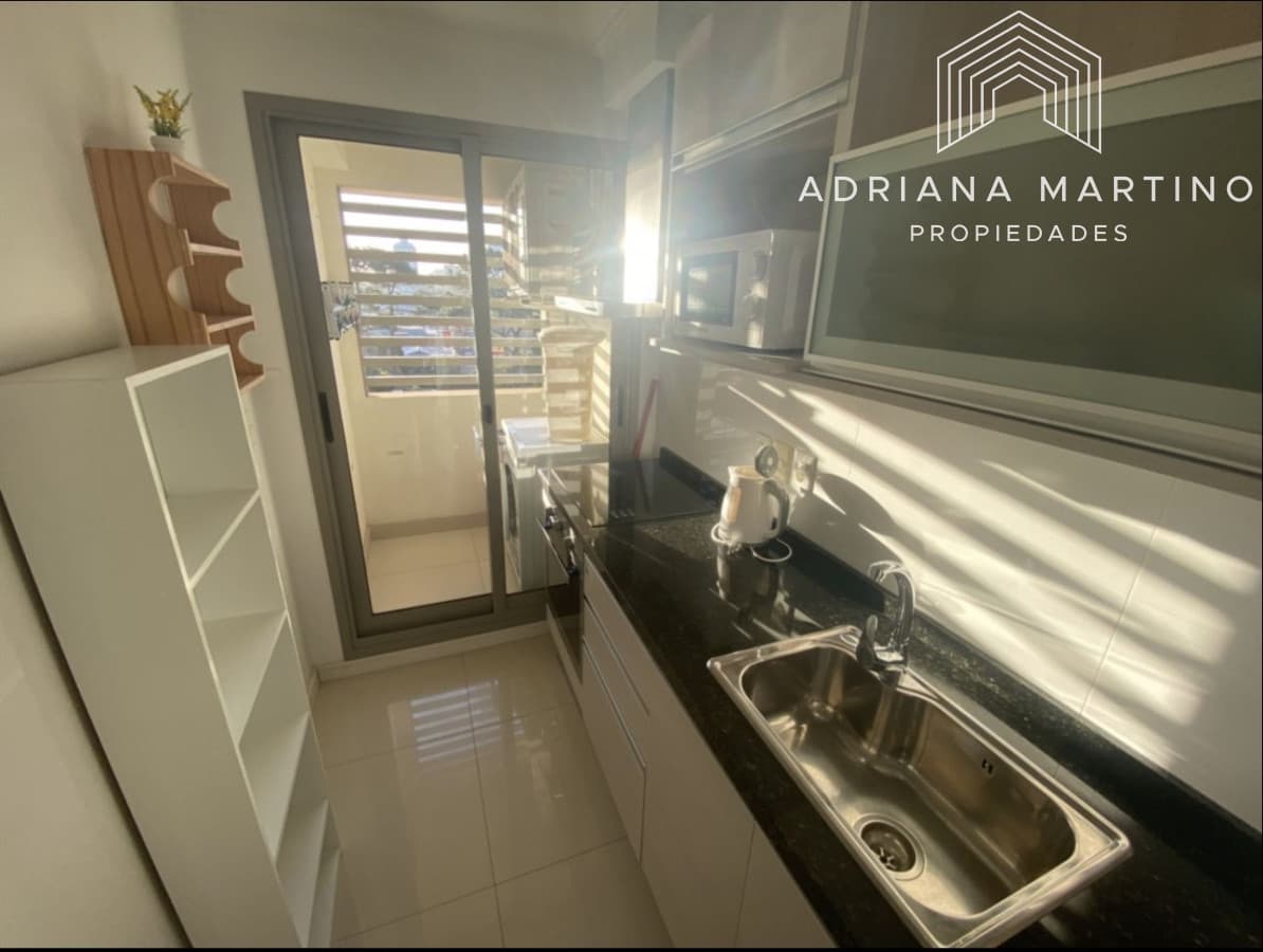 Alquiler Anual Apto. 1 Dorm. En Península Punta Este