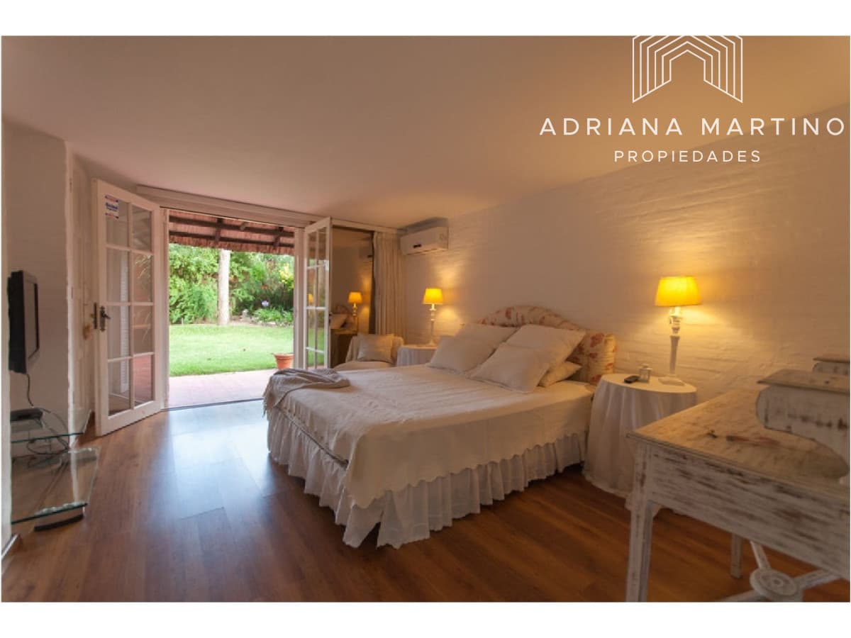 Casa en Venta y Alquiler, Pinares, Punta del Este, 3 Dormitorios.