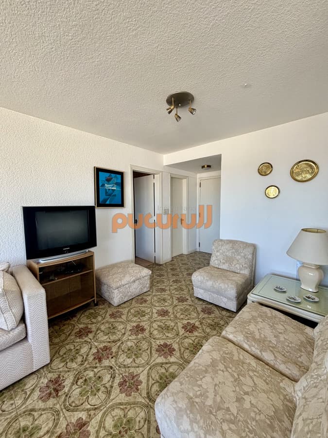 Apartamento en Venta y Alquiler, Peninsula, Punta del Este, 2 Dormitorios.