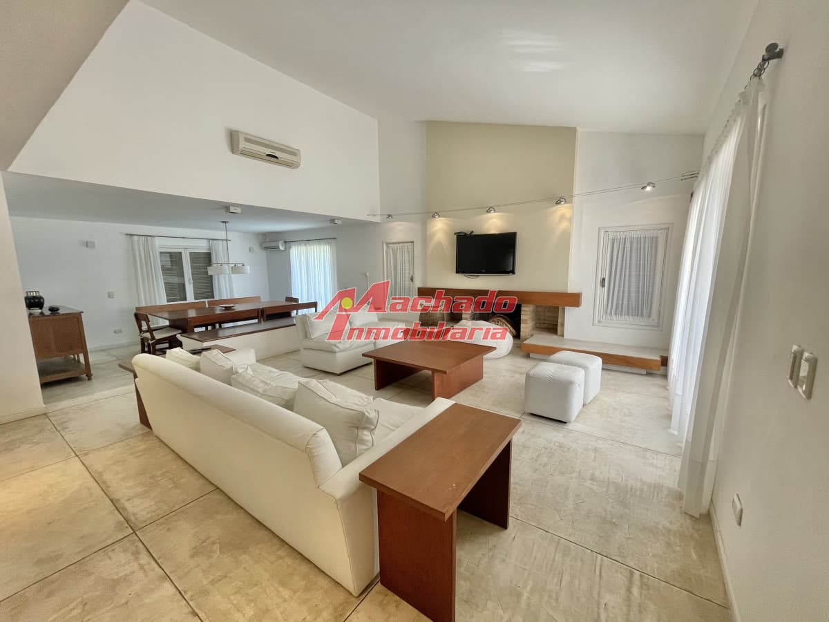 Casa en Venta y Alquiler en Punta del Este