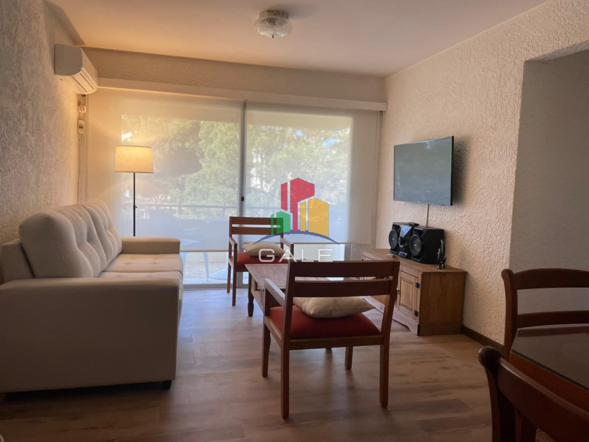 Apartamento en Alquiler, Plaza México, 2 dormitorios    -