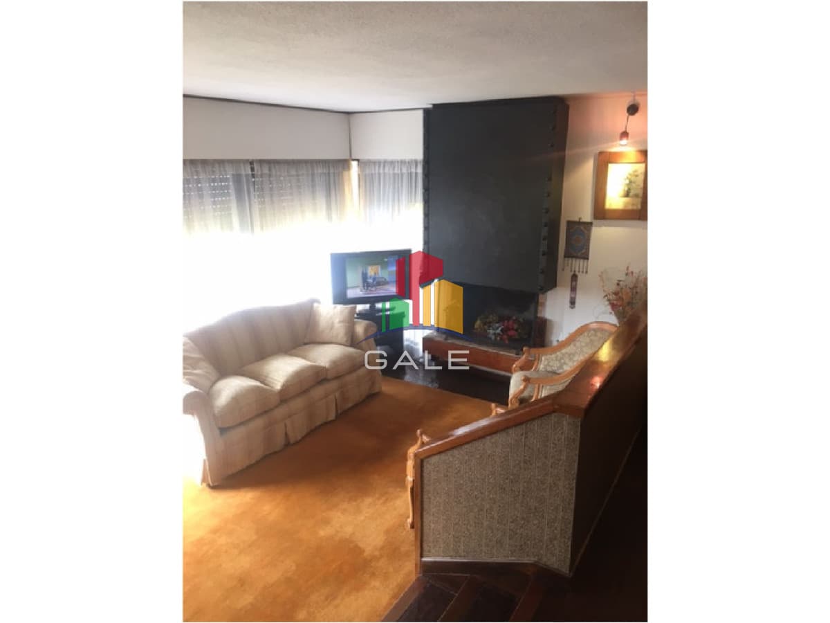 Apartamento en Venta y Alquiler, Peninsula, Punta del Este, 3 Dormitorios.  -